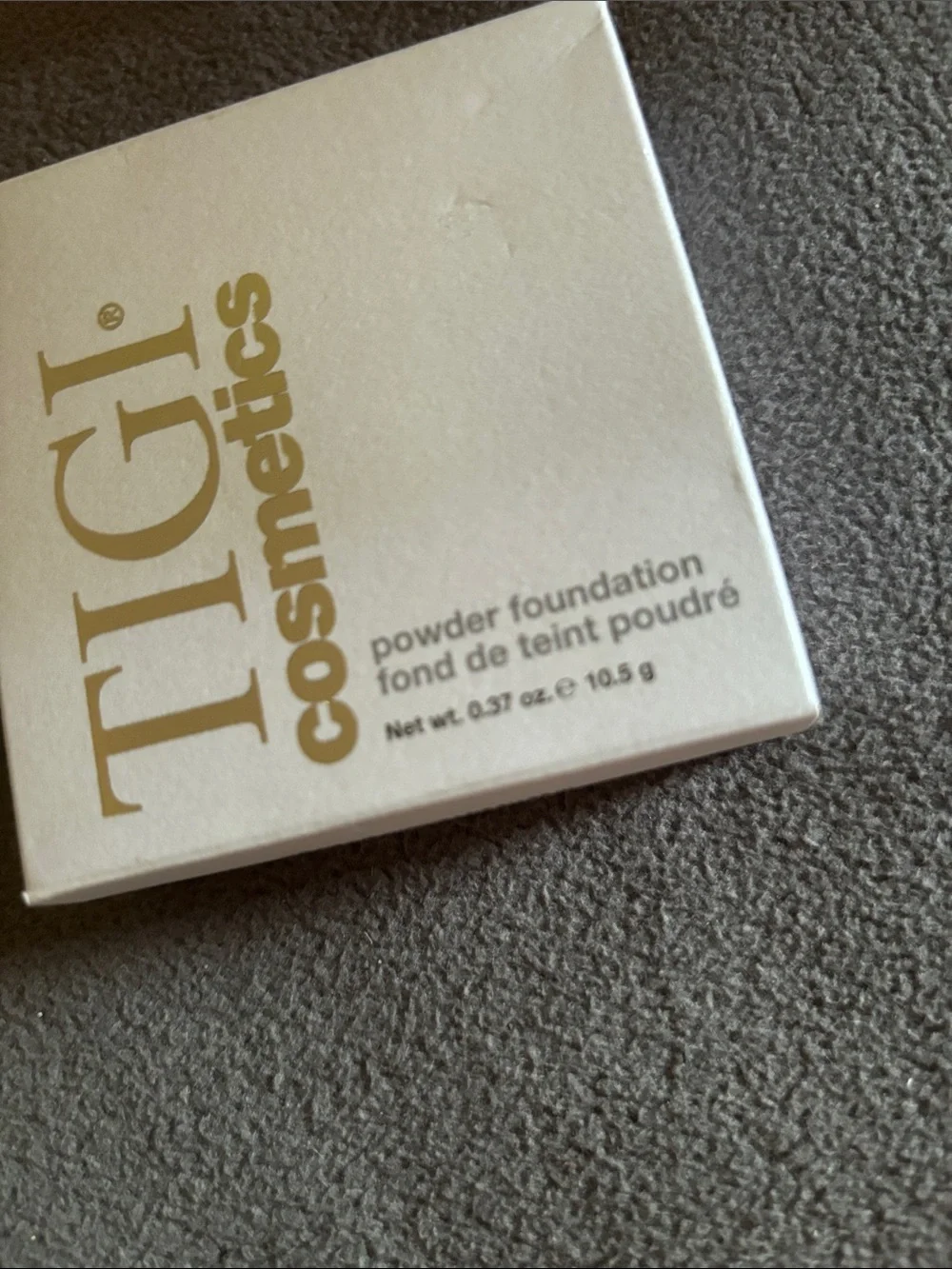 TIGI cosmetics powder